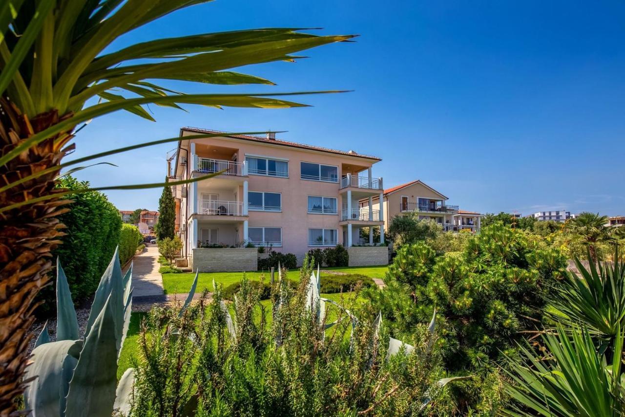 Apartment Balu 16 Near The Beach Vantacici Exterior photo